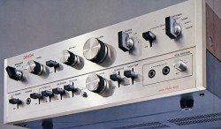 Ampli Denon 500 nên tham khảo